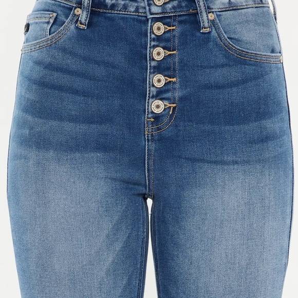 Kancan Dixie Ultra High Rise Flare Jeans (Petite) - Picture 13 of 14